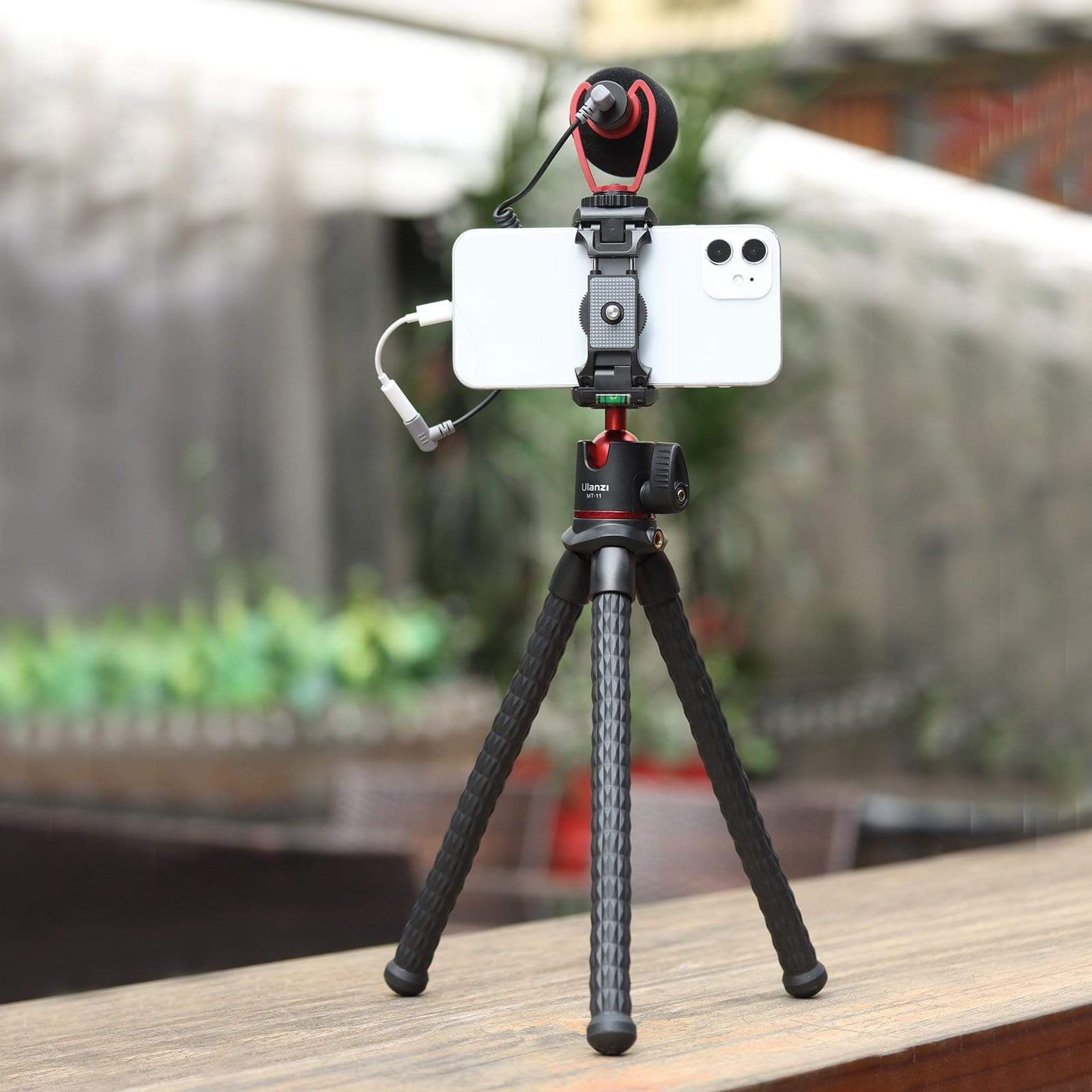 Ulanzi MT-11 Flexible Camera Tripod Mini Stand for Phone & DSLR Vlog thumbnail 6
